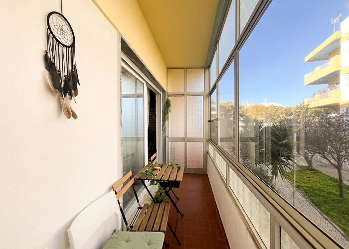 Benamar House